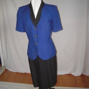 Kasper tailored suit & skirt black trim neck
